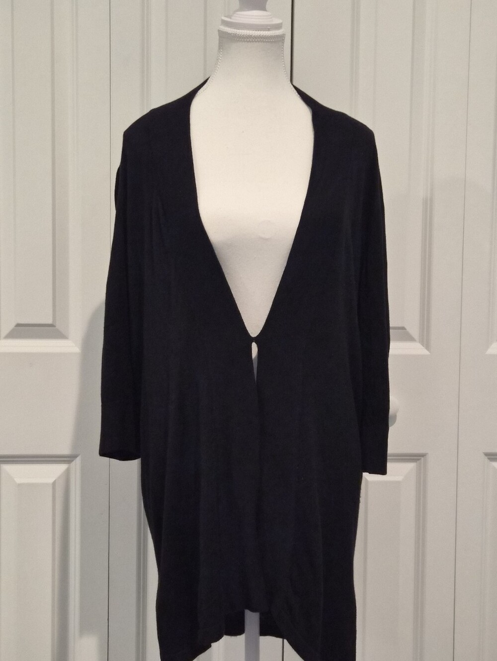 Chicos Black Tacked Front Draped Cardigan Sweater Size 1 M Fine Knit Layering